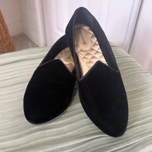 Birdies Starling Black Velvet Loafers Size 8